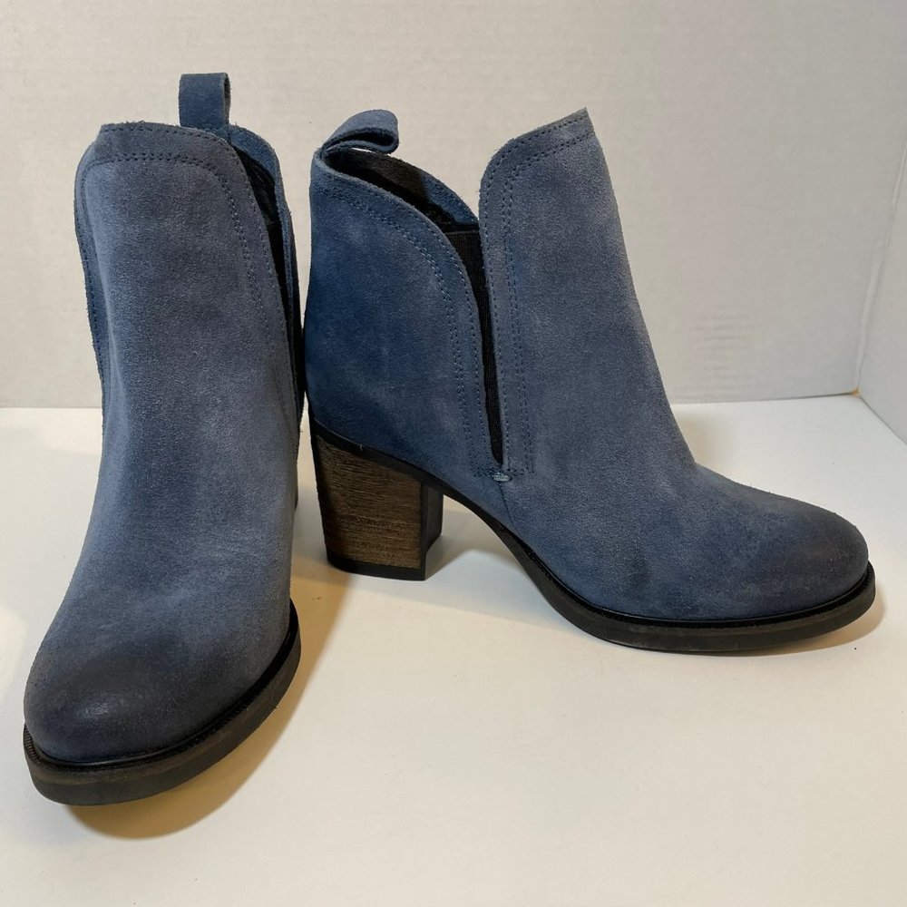 Belfielding Blue Oil Rubbed Suede Ankle Boots Size 7 NWOT